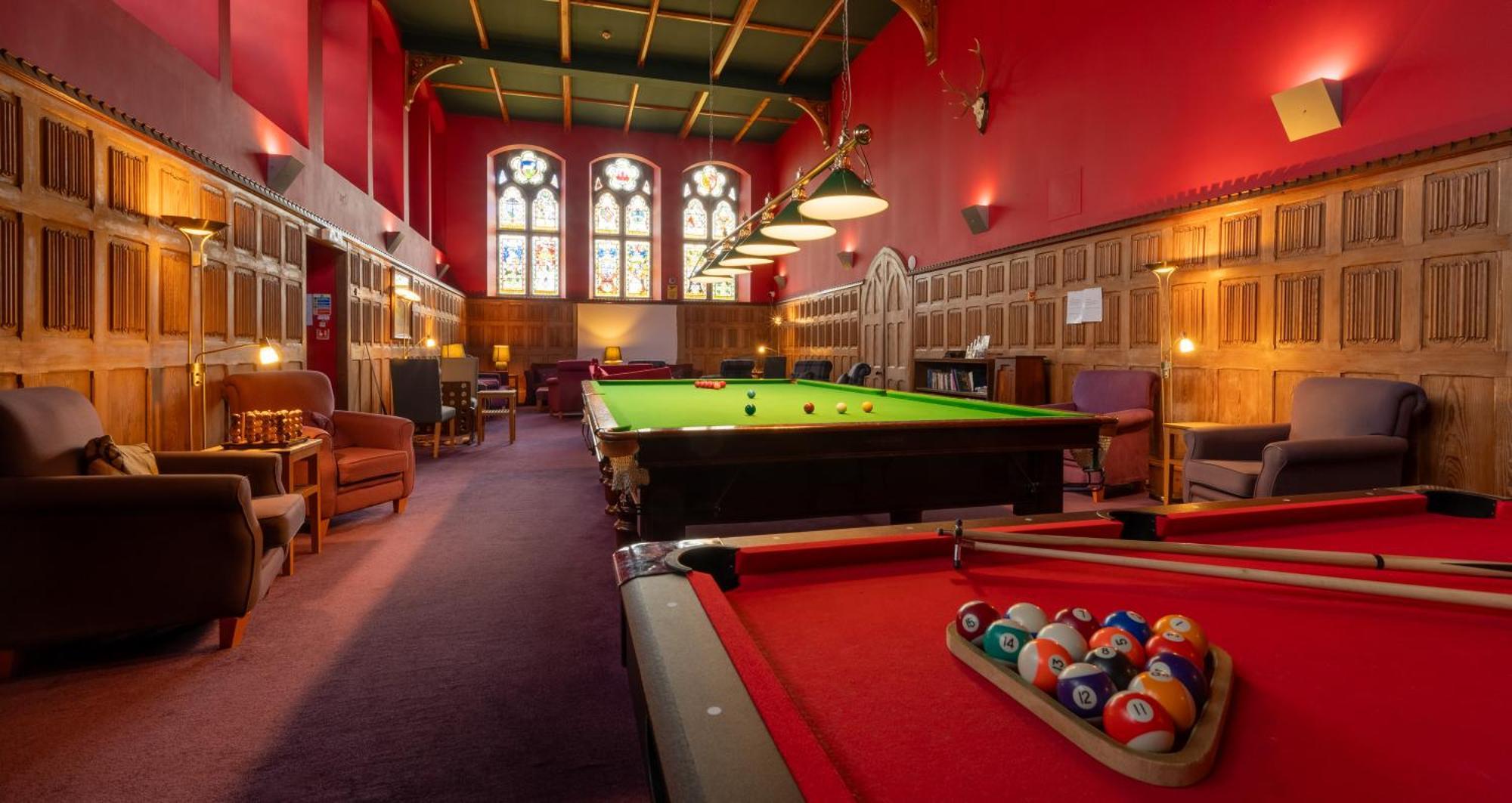 The Caledonian 3 Bedroom Self Catering Apartment In Historic Abbey Форт Аугустус Экстерьер фото